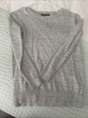 Banana Republic Heather Gray Pullover Sweater